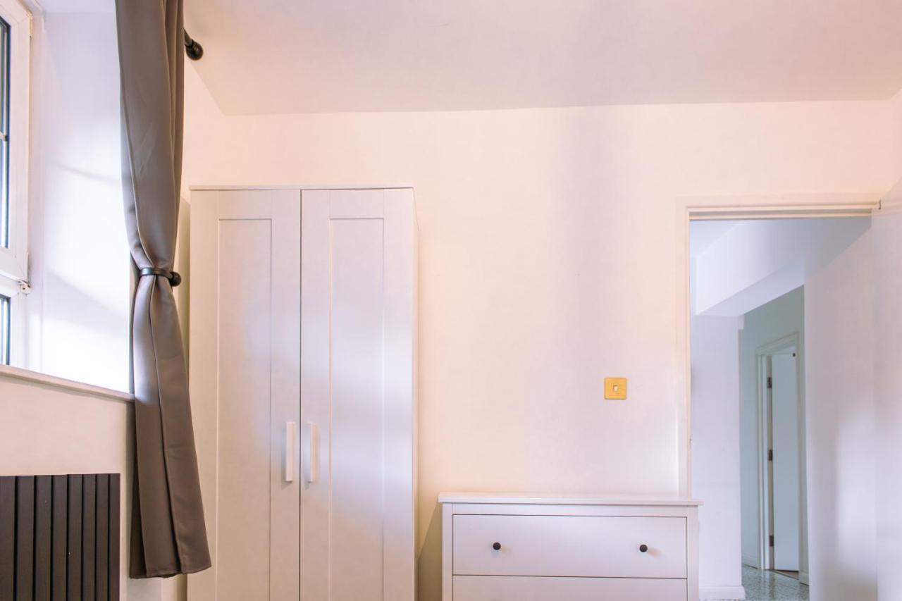 Nice 4 Bedroom Apartment Near City Centre 2-Min Walk To Metro !! Business & Family Friendly!! Лондон Экстерьер фото